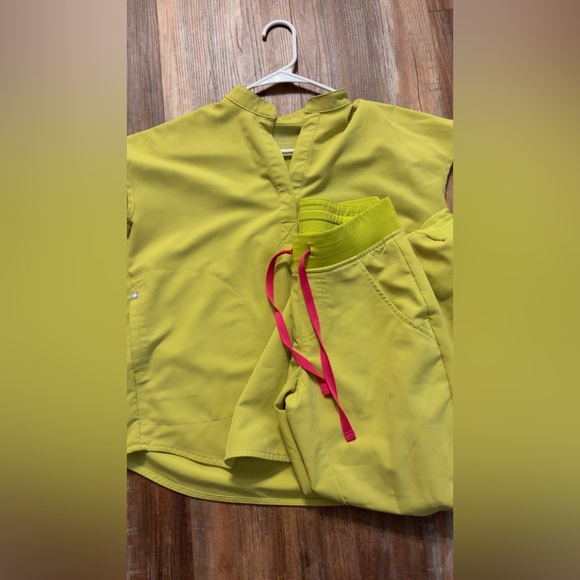 Figs Other - Figs Lime Green Scrub Set with Pink Drawstring